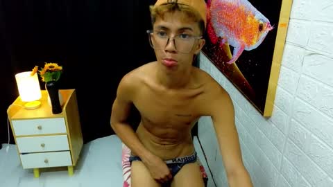 andrew_fucker69 online show from 22, 9, 2025