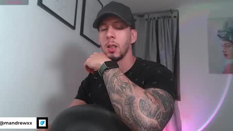 Snapshot of andrew_mathe chatting on 30, 11, 2025 Andrew Mathwes online show from 30, 11, 2025