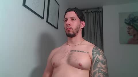 Andrew Mathwes online show from 16, 12, 2025