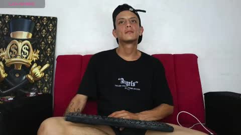 Snapshot of andrewcooper1 chatting on 10, 6, 2026 andrew online show from 10, 6, 2026
