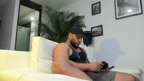 Snapshot of andrewjohnson0 chatting on 18, 1, 2025 Andrew Johnson online show from 18, 1, 2025