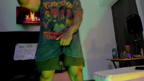 Snapshot of andrewjohnson0 chatting on 21, 9, 2025 Andrew Johnson online show from 21, 9, 2025