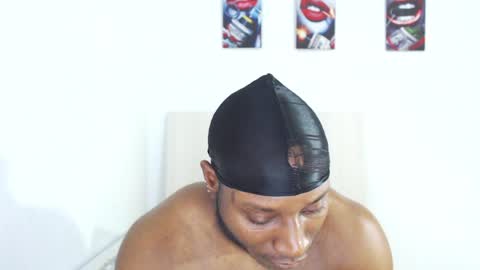Snapshot of andrewoconnor__ chatting on 13, 4, 2026 Andrew Oconnor online show from 13, 4, 2026
