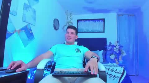 andrewstelee online show from 26, 2, 2025