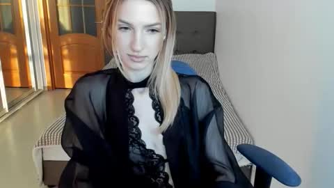 andrianabelle online show from 18, 9, 2025
