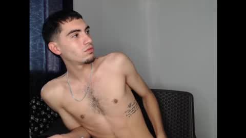 Snapshot of andriuhot066 chatting on 19, 12, 2024 andriuhot066 online show from 19, 12, 2024