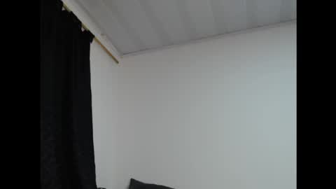 Snapshot of andriuhot066 chatting on 4, 1, 2025 andriuhot066 online show from 4, 1, 2025