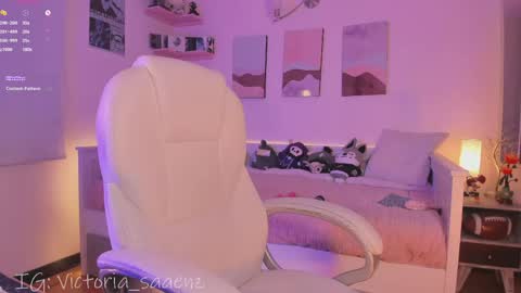 Victoria Senz  online show from 11, 4, 2026