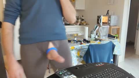 androx77 online show from 23, 12, 2025