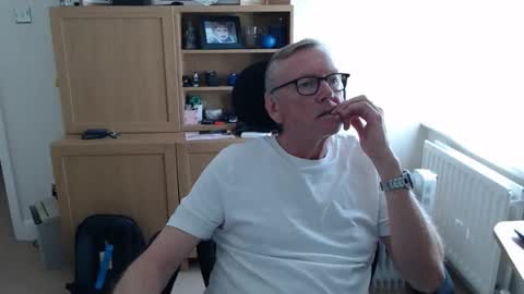 Snapshot of andy1234518 chatting on 18, 4, 2026 andy1234518 online show from 18, 4, 2026
