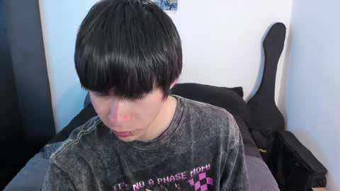 Snapshot of andy_bankai chatting on 6, 4, 2026 twx Andy twink3 online show from 6, 4, 2026