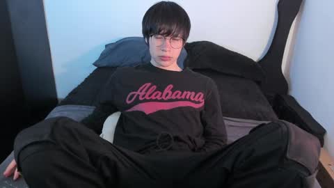 Snapshot of andy_bankai chatting on 11, 4, 2026 twx Andy twink3 online show from 11, 4, 2026