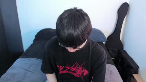 Snapshot of andy_bankai chatting on 22, 4, 2026 twx Andy twink3 online show from 22, 4, 2026