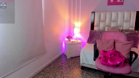 Andrea online show from 5, 3, 2026