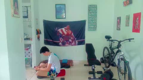 Snapshot of andy_gray01 chatting on 29, 10, 2025 Andy Gray online show from 29, 10, 2025