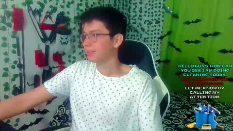 Snapshot of andy_gray01 chatting on 8, 11, 2025 Andy Gray online show from 8, 11, 2025