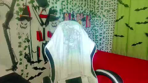 Snapshot of andy_gray01 chatting on 27, 11, 2025 Andy Gray online show from 27, 11, 2025