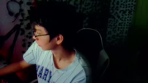 Snapshot of andy_gray01 chatting on 7, 1, 2026 Andy Gray online show from 7, 1, 2026