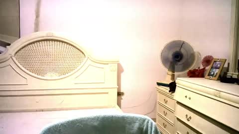 Snapshot of andy_look chatting on 17, 5, 2026 Andy Look online show from 17, 5, 2026