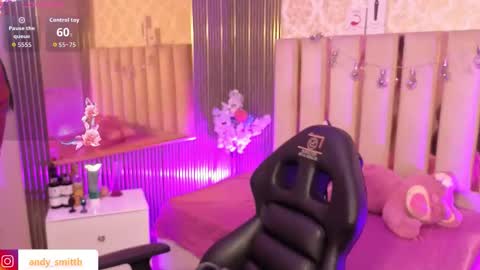 Snapshot of andy_tay1 chatting on 28, 11, 2025 Andy tay online show from 28, 11, 2025