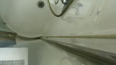 Snapshot of andybadass chatting on 1, 1, 2025 andybadass online show from 1, 1, 2025