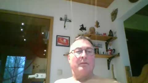 Snapshot of andybayern chatting on 19, 12, 2025 andybayern online show from 19, 12, 2025