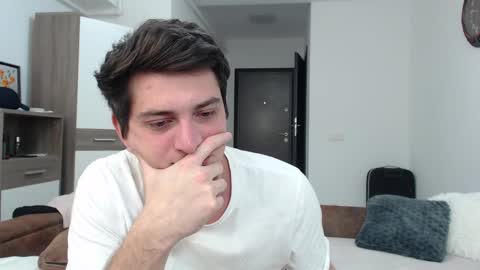 Andy Fame online show from 6, 3, 2025