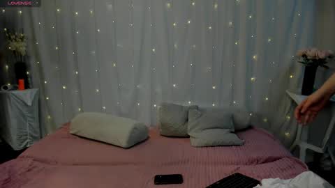 Mandy and Andy online show from 7, 11, 2025