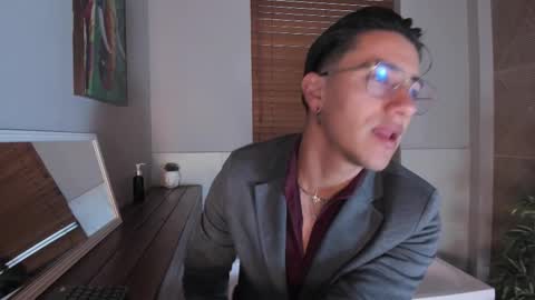 Andy Joy  online show from 2, 11, 2025