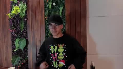 Andy Joy  online show from 4, 12, 2025