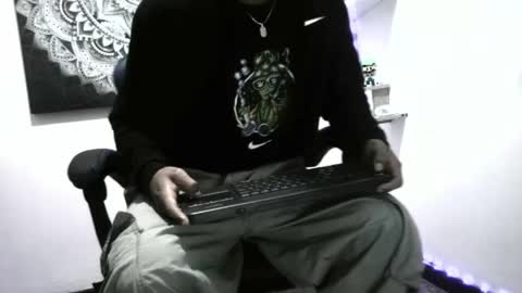 Snapshot of andykings_1 chatting on 13, 4, 2026 Andy Kings online show from 13, 4, 2026