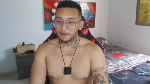 Snapshot of andymanfit chatting on 21, 4, 2026 Andrs online show from 21, 4, 2026