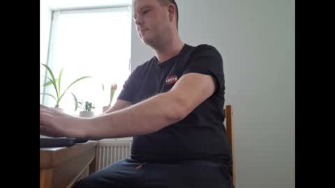 ShortyfromS online show from 14, 2, 2025