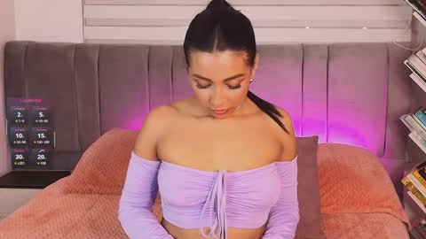 Snapshot of andysaenzz chatting on 8, 11, 2025 AndySaenzz online show from 8, 11, 2025