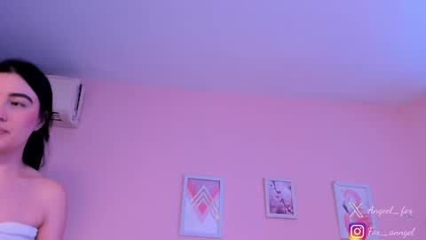 Snapshot of angeel_fox chatting on 10, 5, 2026 Angel online show from 10, 5, 2026