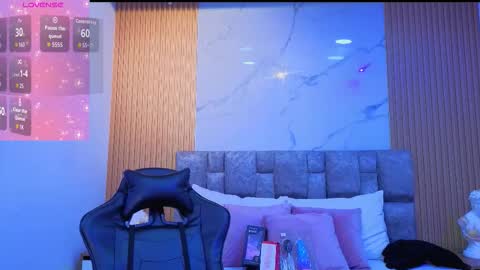 angel__kiss online show from 5, 12, 2025