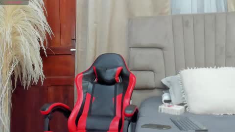 Angel online show from 2, 10, 2025