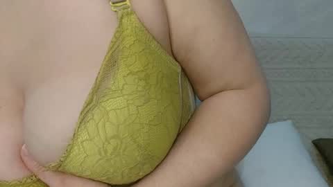 Snapshot of angel_coconut chatting on 22, 12, 2025 Angel coco online show from 22, 12, 2025