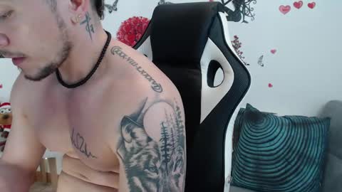 Snapshot of angel_curl chatting on 24, 2, 2025 Angel Curl online show from 24, 2, 2025