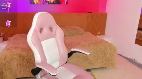 Snapshot of angel_cute2 chatting on 15, 6, 2026 Angelica online show from 15, 6, 2026