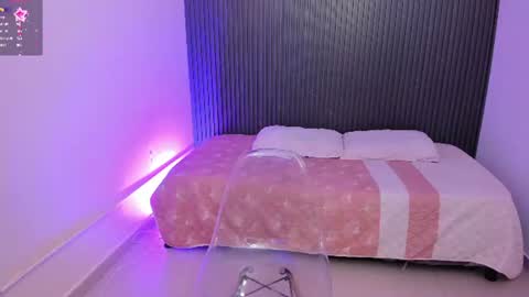 Snapshot of angel_cute2 chatting on 27, 6, 2026 Angelica online show from 27, 6, 2026