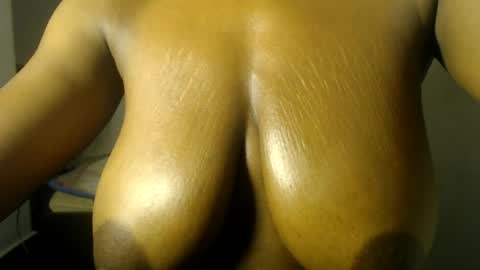 Snapshot of angel_daisyy chatting on 24, 7, 2026 Daisy online show from 24, 7, 2026