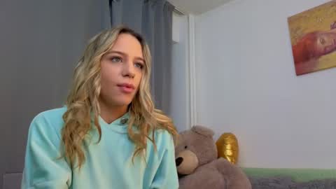 Snapshot of angel_hot777 chatting on 7, 3, 2026 Gabriella online show from 7, 3, 2026