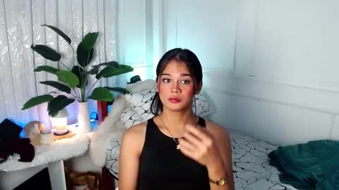 angela online show from 30, 1, 2025