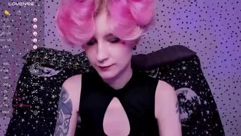 Snapshot of angel_julles chatting on 11, 4, 2026 Angel Dust online show from 11, 4, 2026