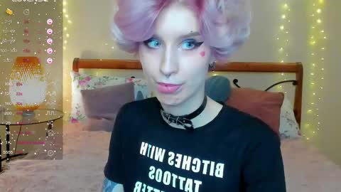 Snapshot of angel_julles chatting on 7, 6, 2026 Angel Dust online show from 7, 6, 2026