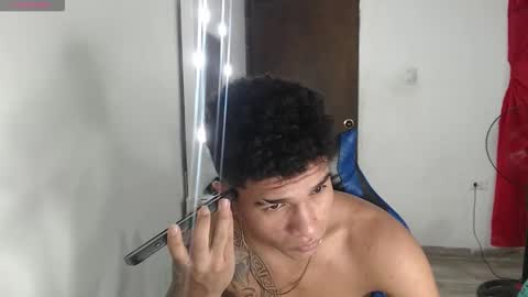 Snapshot of angel_latinguy chatting on 13, 10, 2025 Angel online show from 13, 10, 2025