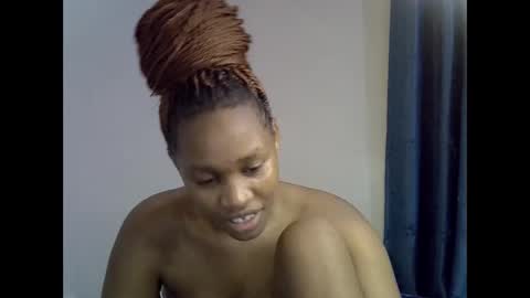 Snapshot of angel_mia5 chatting on 10, 4, 2026 angel_mia5 online show from 10, 4, 2026