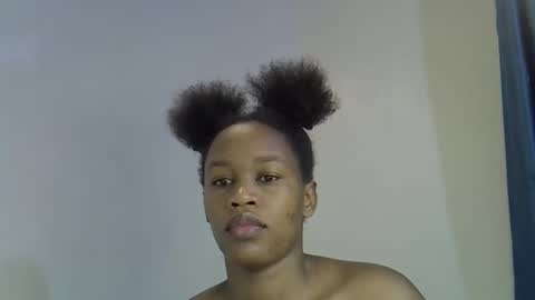 Snapshot of angel_mia5 chatting on 15, 5, 2026 angel_mia5 online show from 15, 5, 2026