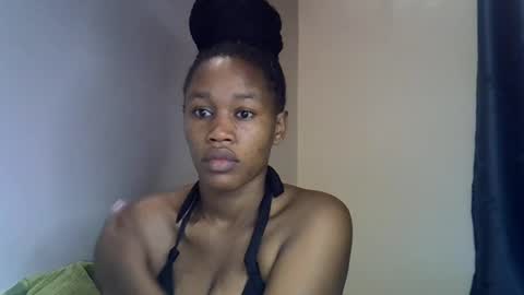 Snapshot of angel_mia5 chatting on 23, 6, 2026 angel_mia5 online show from 23, 6, 2026